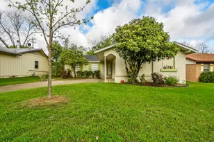 8208 Stillwood Ln, Austin, TX 78757 - Photo 23