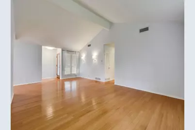 8208 Stillwood Lane, Austin, TX 78757 - Photo 5