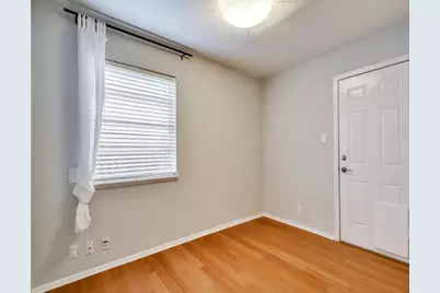 8208 Stillwood Lane, Austin, TX 78757 - Photo 7