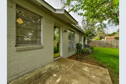 8208 Stillwood Lane, Austin, TX 78757 - Photo 29
