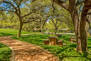 8133 Luling Ln, Austin, TX 78729 - Photo 37