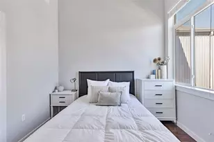 801 N Bluff Dr, Austin, TX 78745 - Photo 15