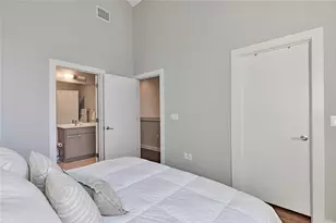 801 N Bluff Dr, Austin, TX 78745 - Photo 21