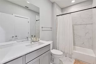 801 N Bluff Dr, Austin, TX 78745 - Photo 17