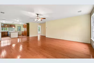116 Hart Lane, Cedar Creek, TX 78612 - Photo 9