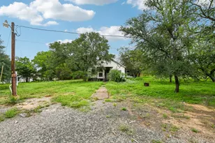 116 Hart Ln, Cedar Creek, TX 78612 - Photo 3