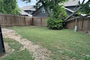 11910 Sunhillow Bend, Austin, TX 78758 - Photo 15