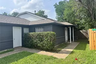 11910 Sunhillow Bend, Austin, TX 78758 - Photo 5