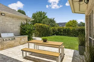 7221 Ellaview Ln, Austin, TX 78759 - Photo 9