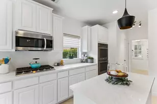 7221 Ellaview Ln, Austin, TX 78759 - Photo 7