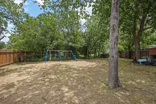 1205 S Church St, Georgetown, TX 78626 - Photo 5