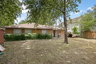 1205 S Church St, Georgetown, TX 78626 - Photo 7