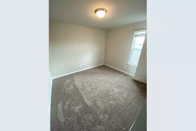 912 Main Street, Hutto, TX 78634 - Photo 25