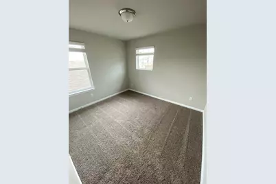 912 Main Street, Hutto, TX 78634 - Photo 23