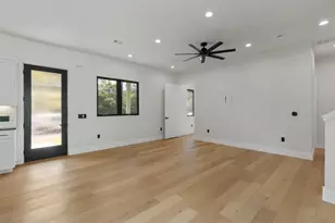 818 Stark St, Austin, TX 78756 - Photo 5