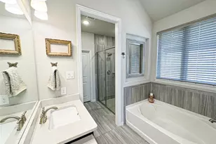 7609 Turnback Ledge Trail, Lago Vista, TX 78645 - Photo 17