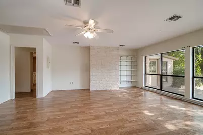 208 Edgewood Drive, Fredericksburg, TX 78624 - Photo 9