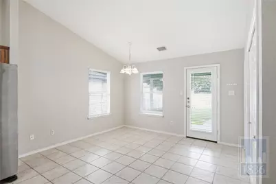 437 Sampson, Kyle, TX 78640 - Photo 5