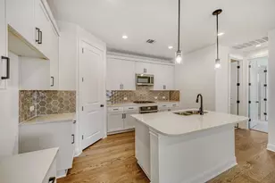 448 Burlington Dr, Buda, TX 78610 - Photo 11