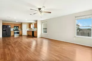 386 Paddington Dr, Kyle, TX 78640 - Photo 15