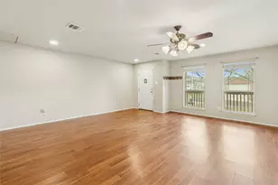 386 Paddington Dr, Kyle, TX 78640 - Photo 7