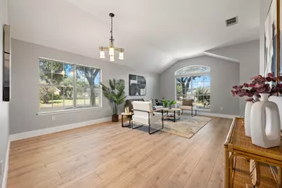 8009 Nairn Drive, Austin, TX 78749 - Photo 9