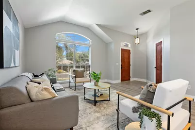 8009 Nairn Drive, Austin, TX 78749 - Photo 7