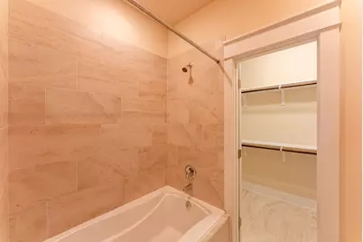 13501 Metric Boulevard #46, Austin, TX 78727 - Photo 15