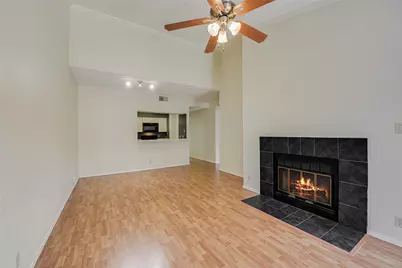 807 W 25th Street #316, Austin, TX 78705 - Photo 3