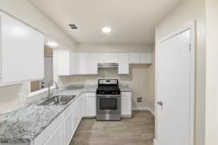 2204 Donahue Ln, Austin, TX 78744 - Photo 3