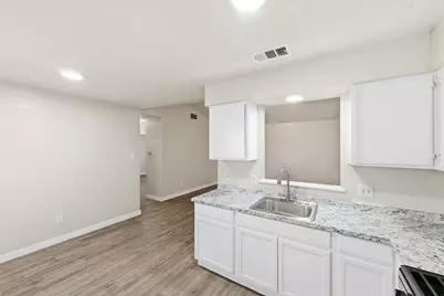 2204 Donahue Lane #B, Austin, TX 78744 - Photo 7