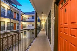 912 W 22nd St, Austin, TX 78705 - Photo 29