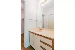 912 W 22nd St, Austin, TX 78705 - Photo 17