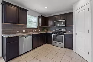 134 Friendship Oak Dr, San Marcos, TX 78666 - Photo 7