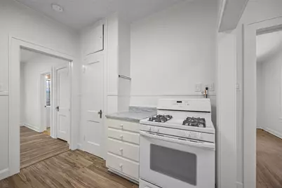 906 W 31st Street, Austin, TX 78705 - Photo 9