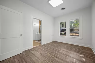 906 W 31st Street, Austin, TX 78705 - Photo 19