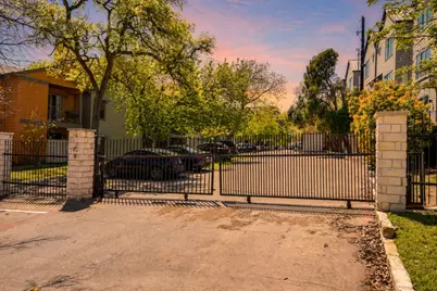 3204 Menchaca Road #303, Austin, TX 78704 - Photo 17