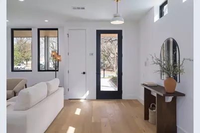 2401 Willow Street, Austin, TX 78702 - Photo 9