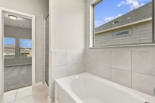140 Wind Hl, Jarrell, TX 76537 - Photo 23