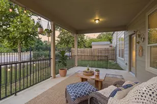 1050 Kenney Fort Crossing, Round Rock, TX 78665 - Photo 11