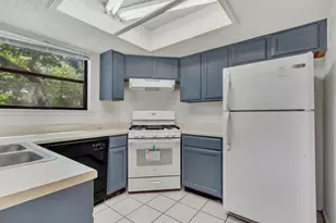 7802 Topawa Cove, Austin, TX 78729 - Photo 9
