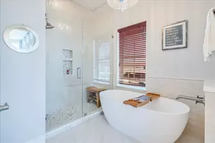 13522 Galleria Cir, Austin, TX 78738 - Photo 25