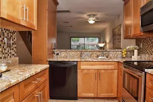 7122 Wood Hollow Dr, Austin, TX 78731 - Photo 7