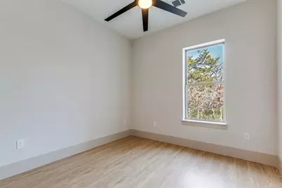 120 N Pohakea Drive, Bastrop, TX 78602 - Photo 17