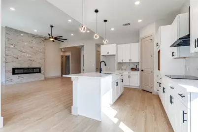 120 N Pohakea Drive, Bastrop, TX 78602 - Photo 7