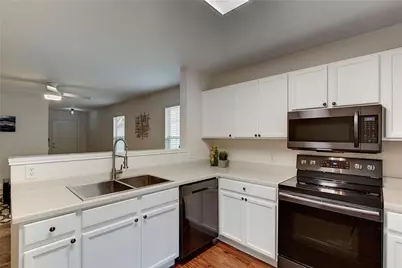 7107 Alegre Pass, Austin, TX 78744 - Photo 9