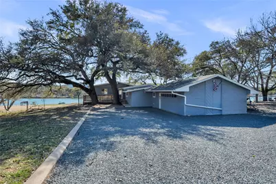 4306 River Oaks Drive, Kingsland, TX 78639 - Photo 17