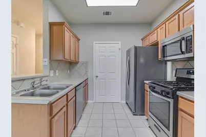 1481 E Old Settlers Boulevard #1801, Round Rock, TX 78664 - Photo 5