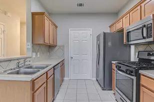 1481 E Old Settlers Blvd, Round Rock, TX 78664 - Photo 5