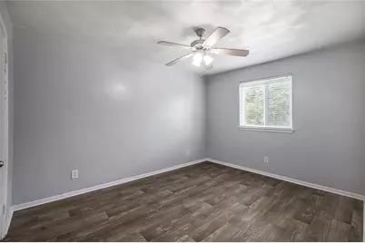2401 Manor Road #221, Austin, TX 78722 - Photo 11